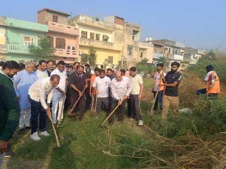 BJYM launched a cleanliness drive