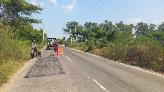 Patchwork work started on Matanhail-Jhajjar road