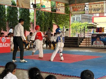 Jaunpur first in Inter School Taekwondo Championship