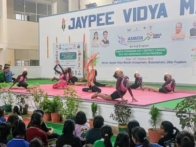 Charushi, Kanak, Manvi Singh and Kanchan Verma stood first