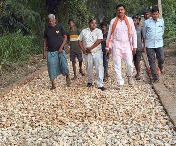 Siddharthnagar News: The construction of CC road will provide convenience to the city residents