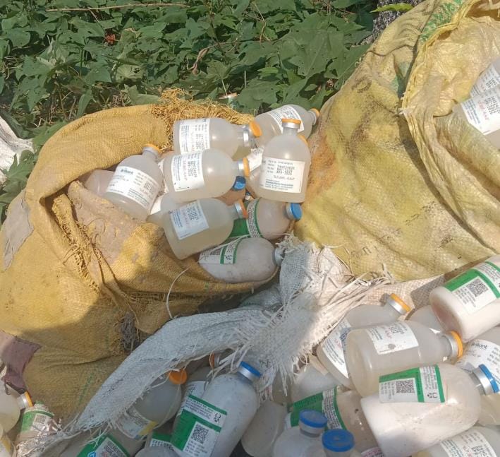 Four bags of medicines meant for animal vaccination were found thrown in the bushes.