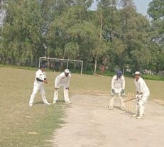 Shahjahanpur defeated Lakhimpur on the strength of Mohit and Naeem's batting.