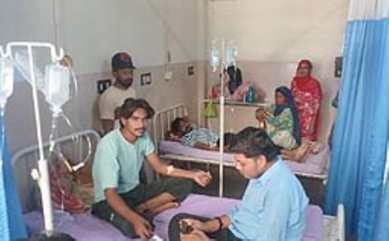 Fever-Dengue patients increased, two patients per bed at Odhan CHC