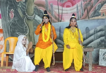 Shabari lovingly fed berries to Rama.