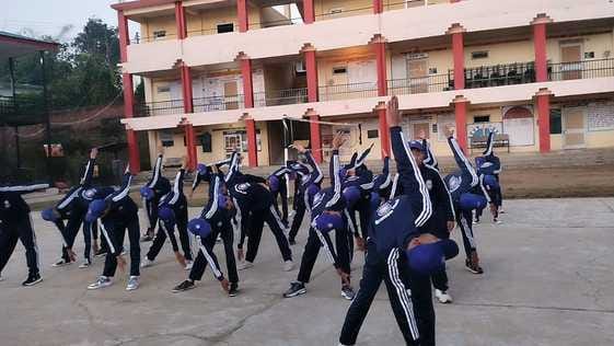 Volunteers performed yoga exercises in Jahu