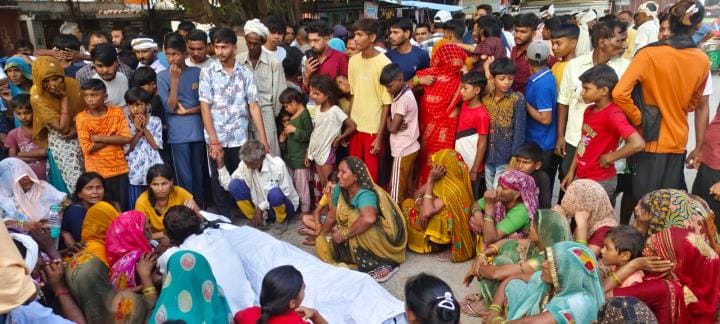 Uproar and blockade after death of youth injured in beating