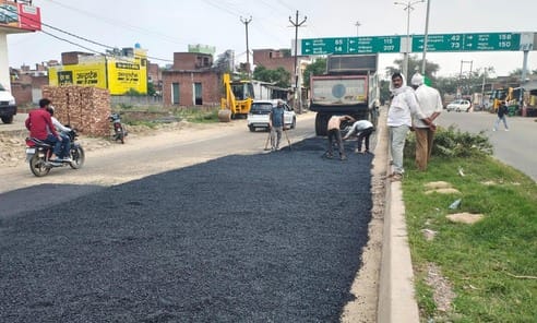 Public Works Department got the potholes on Delhi Highway filled.