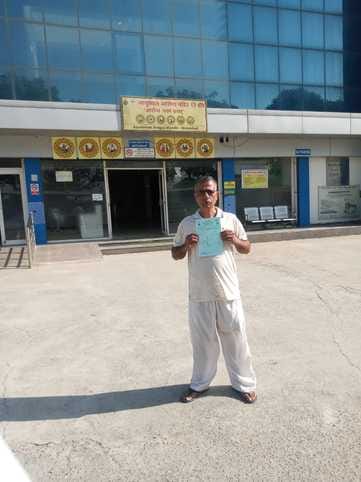 The doctor prescribed medicine for one month, but the pharmacist gave medicine for five days