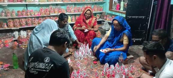 Lakshmi-Ganesh idols receive orders worth Rs 7 crore