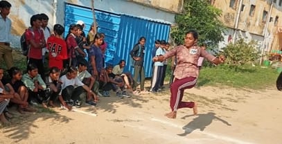 Players showed their strength in the sports competition