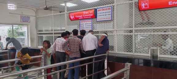 Forget daily trains, even festival special trains are full, only immediate support