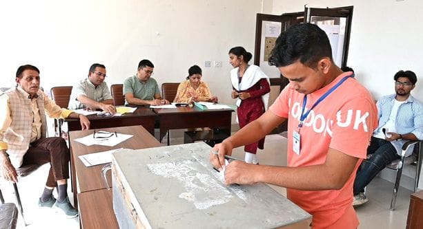 Student council elections conclude at HKV, results today