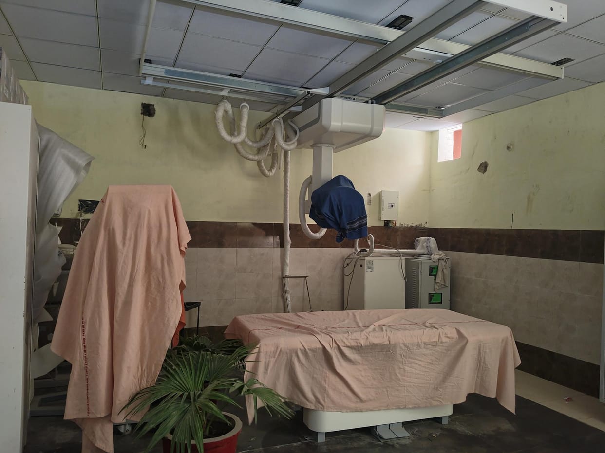 The X-ray machine worth Rs 15 lakh could not be started in the Civil Hospital due to lack of electricity connection.