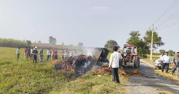 Trolley caught fire from high tension line, stubble burnt