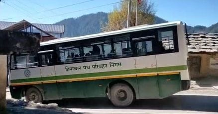 Aut-Banjar Sainj highway restored, buses run through Jalori Pass after 111 days