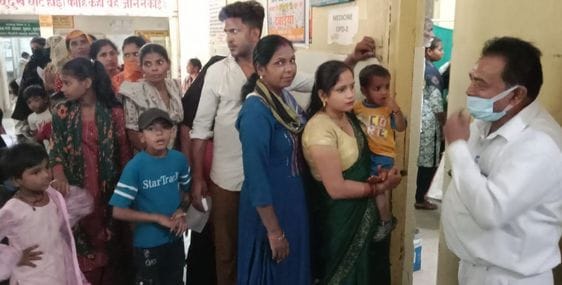 Viral fever causes throat tightness, increasing number of patients