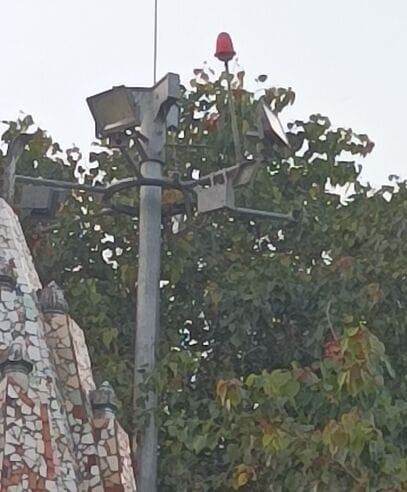 Street lights are out of order for months, responsible people are unaware