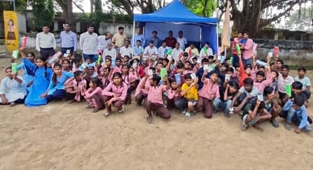 Narau's children stood first and second in the children's sports competition.