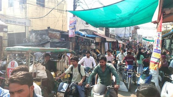No entry in the market is not having any effect, traffic jam is occurring