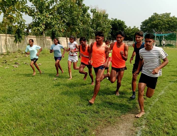 Satish and Preeti ran the fastest race