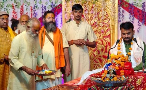Episodes from Ramayana were narrated along with a discussion about Krauncha.