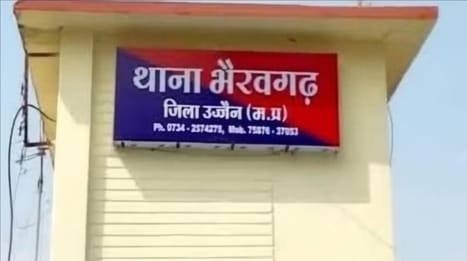 Kaliyuga children beat up elderly parents and threw out of house, police took action and  culprits to jail.