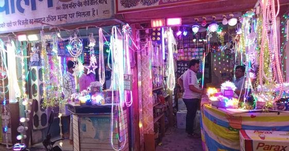 UP: Garlands from Gujarat and Kanpur are outperforming sugar, prices have fallen by 25-30 percent; find out wh