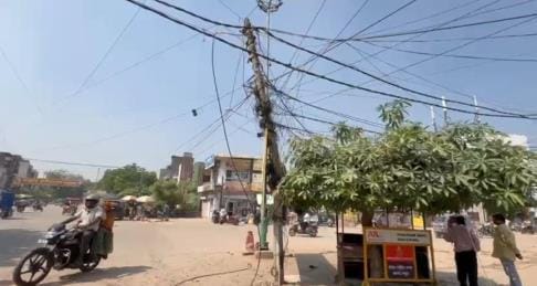 Don't let the web of cables become a nuisance.