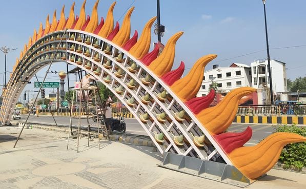 The 70-acre Ram Temple complex will be illuminated for the first time.