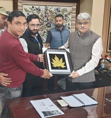Srinagar, Shah Faiz, Meet with Chief Secretary, atal Dullu