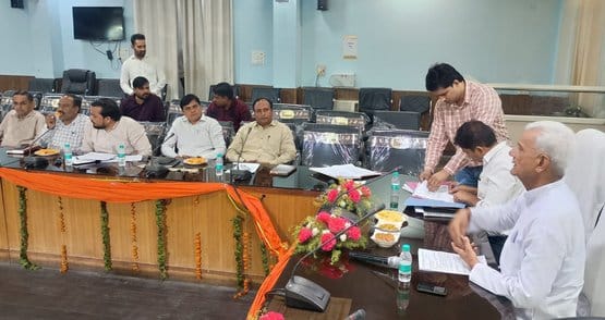 Energy Corporation and NHAI employees did not attend the meeting, farmers created ruckus
