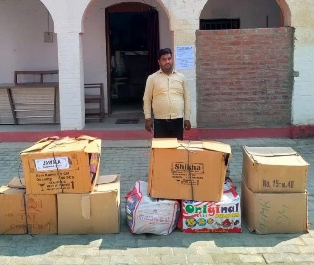 15 quintals of firecrackers recovered, three people arrested