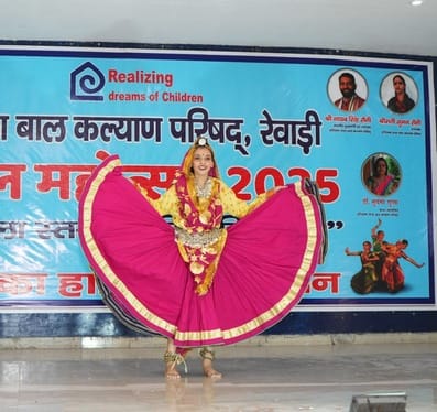 Garima tops in solo dance and Bhupen and Bhoomi top in fun games