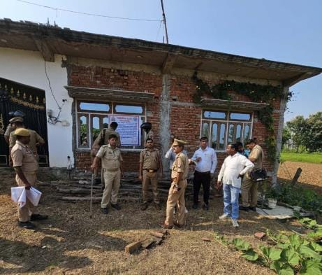 In Gorakhpur, Used to rob couples by posing as police, gangster Diana's property seized