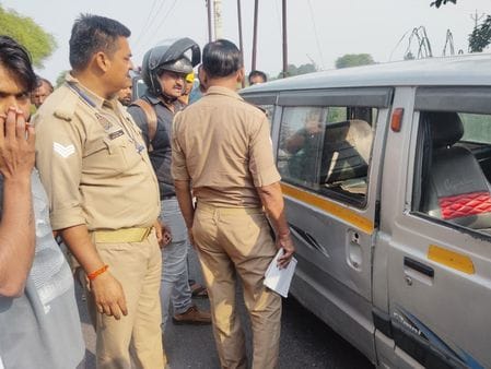 School van overturns after rear wheel comes off, causing outcry