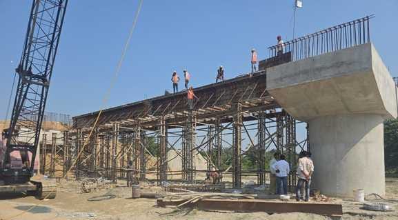 Madhiya Ghat bridge may start before the scheduled time