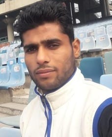 A young man was locked in a shop and killed by hitting him on the head with a weight.