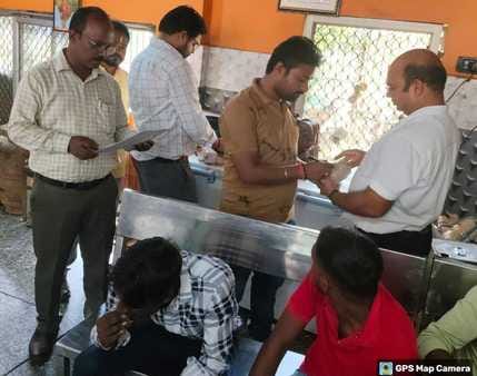 15 kg of laddus and 10 kg of gulab jamuns were found to be spoiled