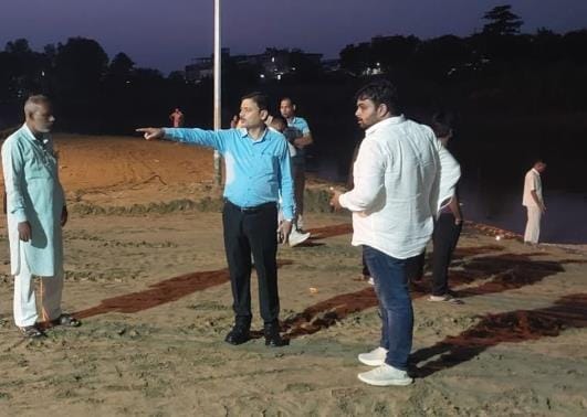 Sitakund Ghat will be decorated before Chhath Puja.