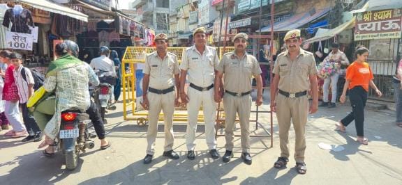 Security guards will be stationed on scaffolding in the city's main markets on Diwali, monitoring with binoculars.