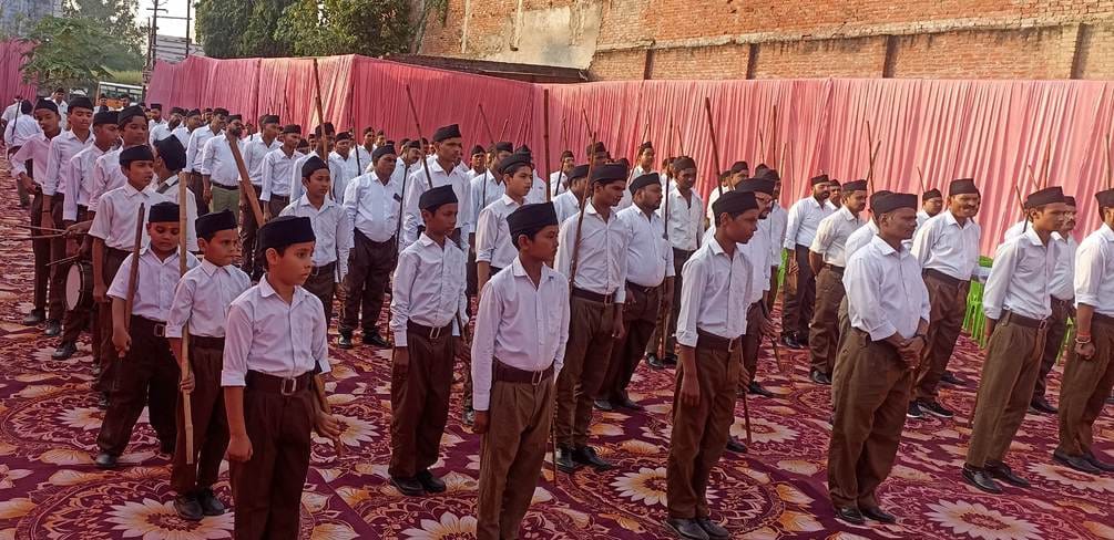 Volunteers marched under the guidance of Lord Ganesha