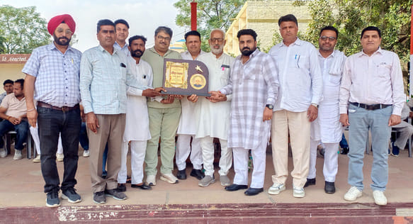 Seeda Khap was honored