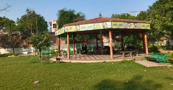 Melodious music will be played in Radhe-Radhe Park, fountains will also be installed.