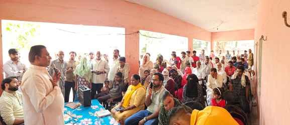 10 quintals of adulterated mawa recovered from a car coming from UP