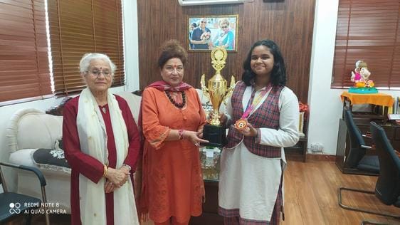 Aarna won gold medal in International Karate Ogxie Cup