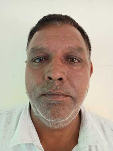 One accused arrested for stealing goods by showing pistol to hotel staff