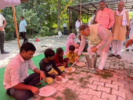 Religious events strengthen social unity: Kamal