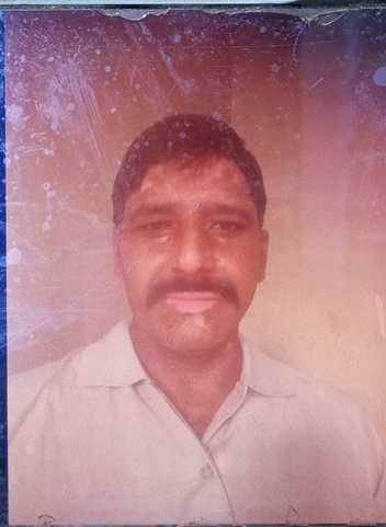 A young man hanged himself in a police station in Narnaul and committed suicide.