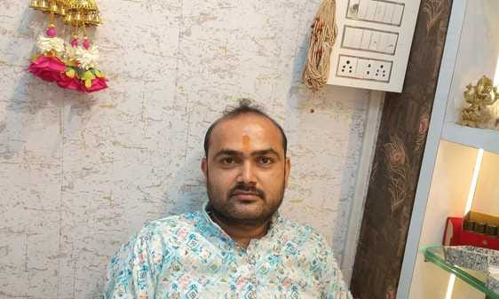 The idol market is back in full swing for Dhanteras and Diwali, with better business expected.